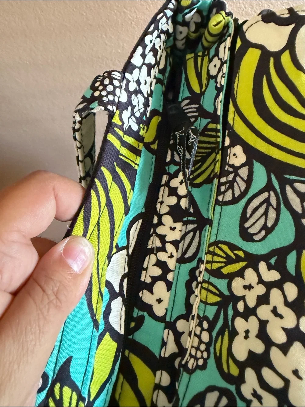 Vera Bradley Island Blooms Laptop Travel Quilted Tote with Lime Accents NWT
